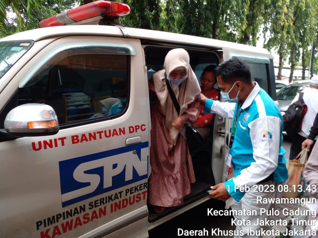 Giat Tim Kesehatan mengantar anggota SPN Berobat ke Rumah Sakit