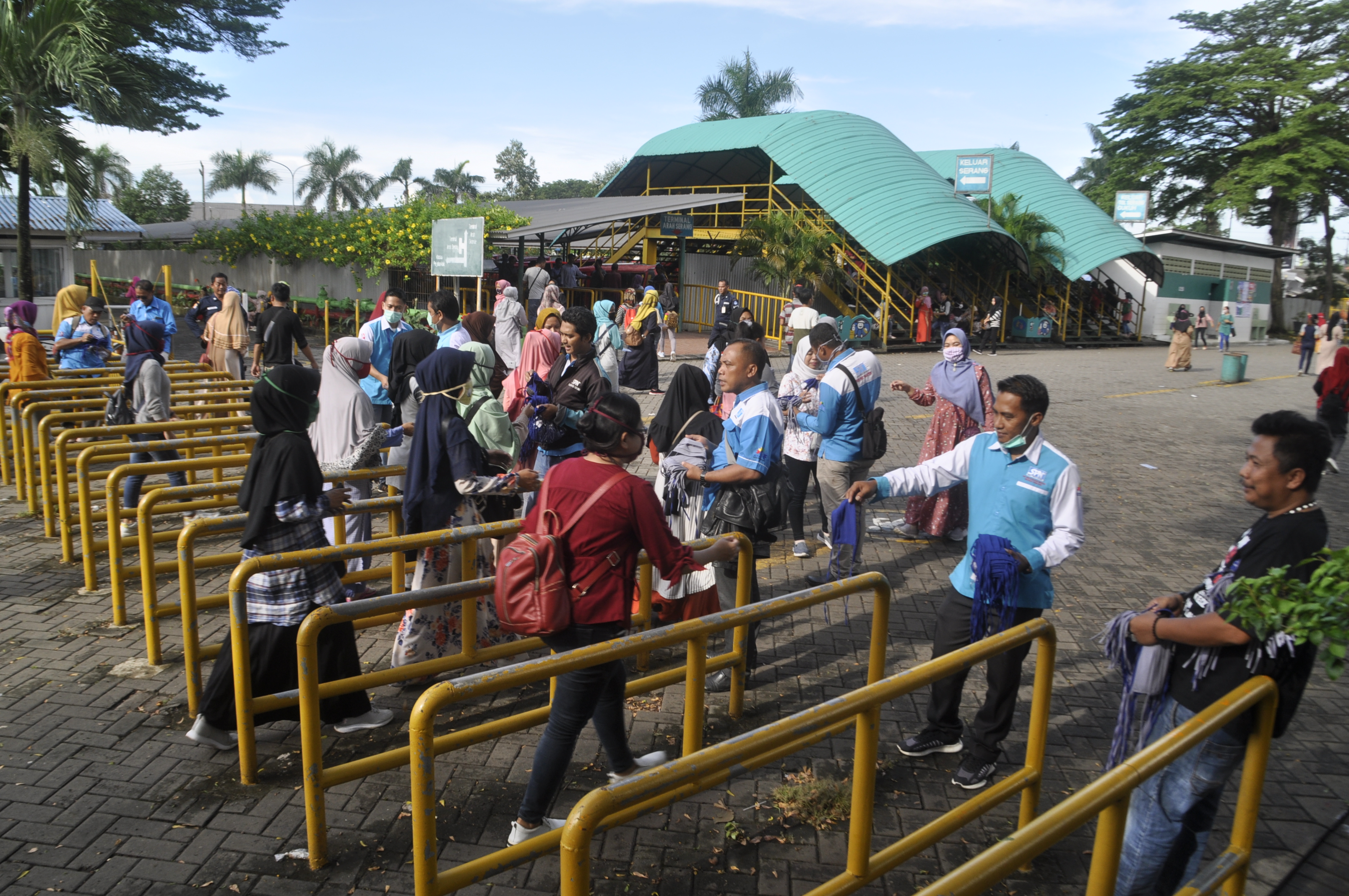 BANTUAN MASKER DISAAT PANDEMI COVID 19