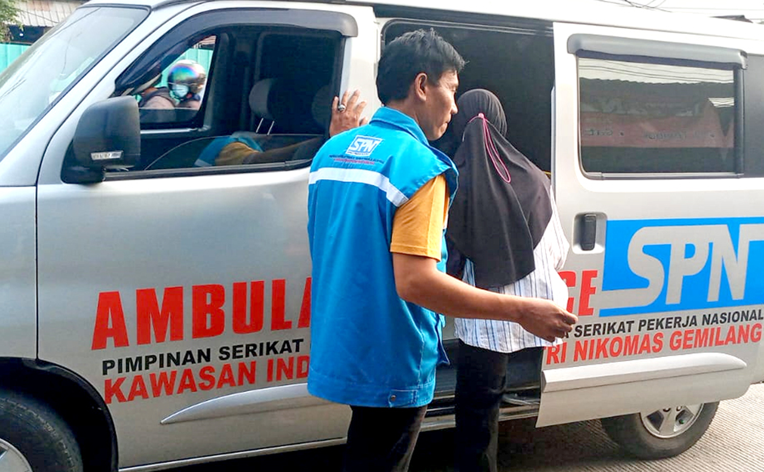 Giat Tim Kesehatan dalam mendampingi Anggota berobat ke Rumah Sakit